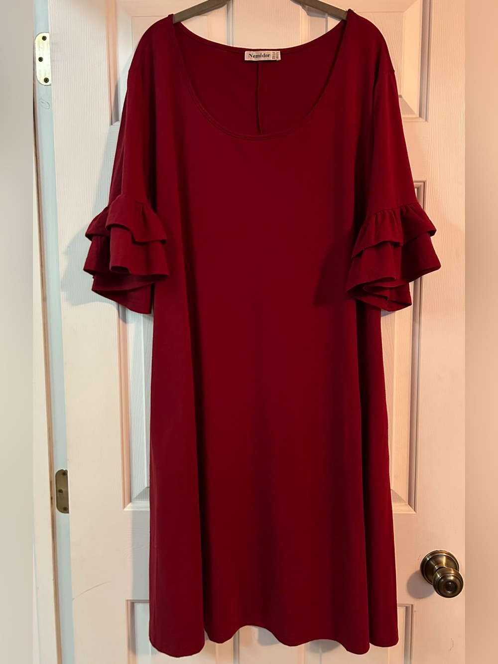 Ruffle-Sleeve Midi Dress in Burgundy Size 24